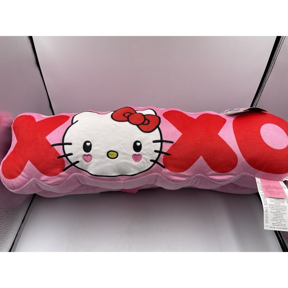 Hello Kitty 2-Pk Decorative Pillows LOVE & XOXO RARE - Viral
